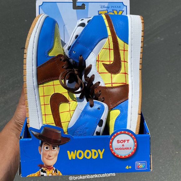 Custom Jordan 1 Toy Story Woody Edition - Picture 4 of 5